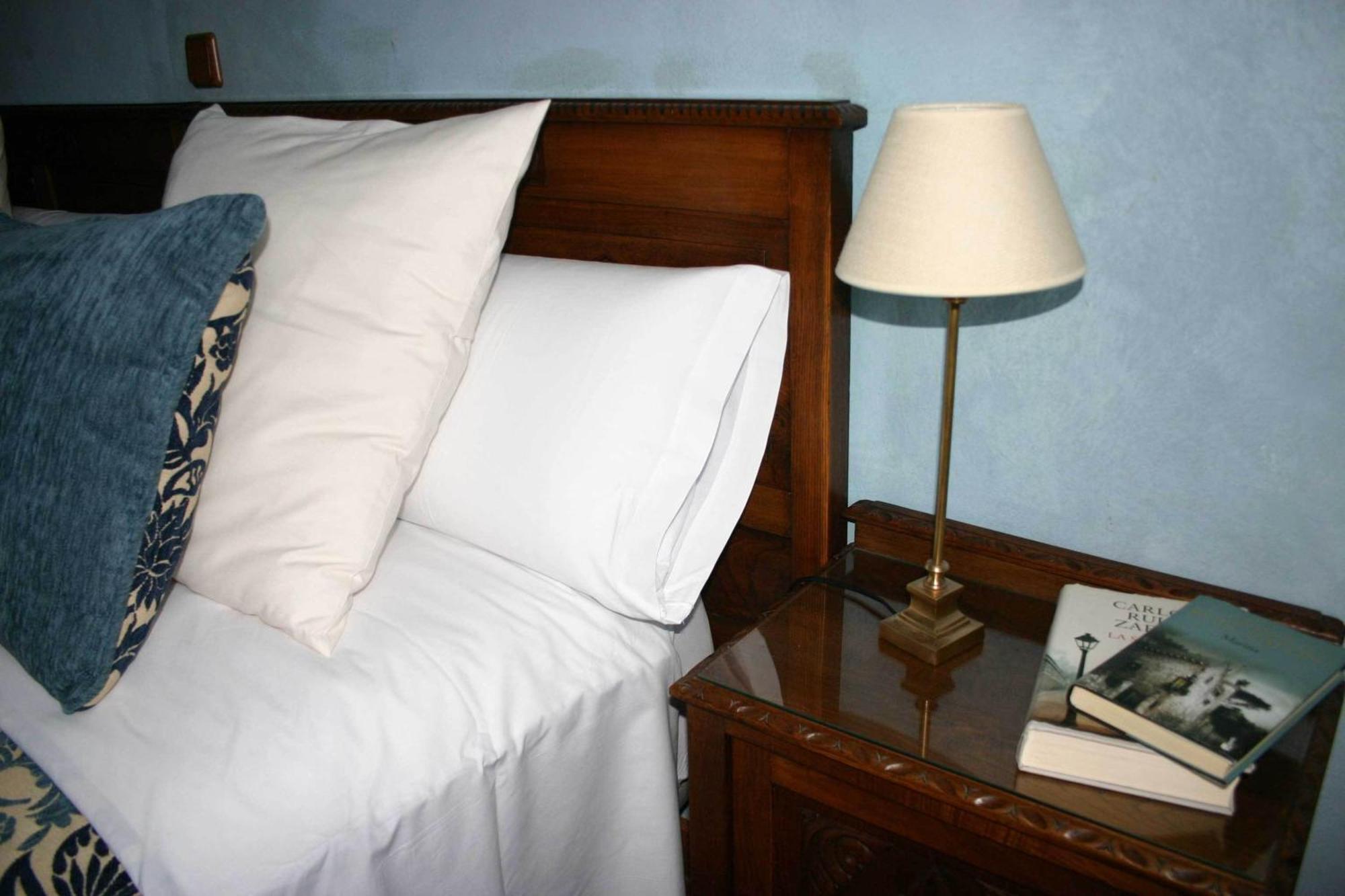 El Corral Del Acebo Guest House Nueva De Llanes Room photo