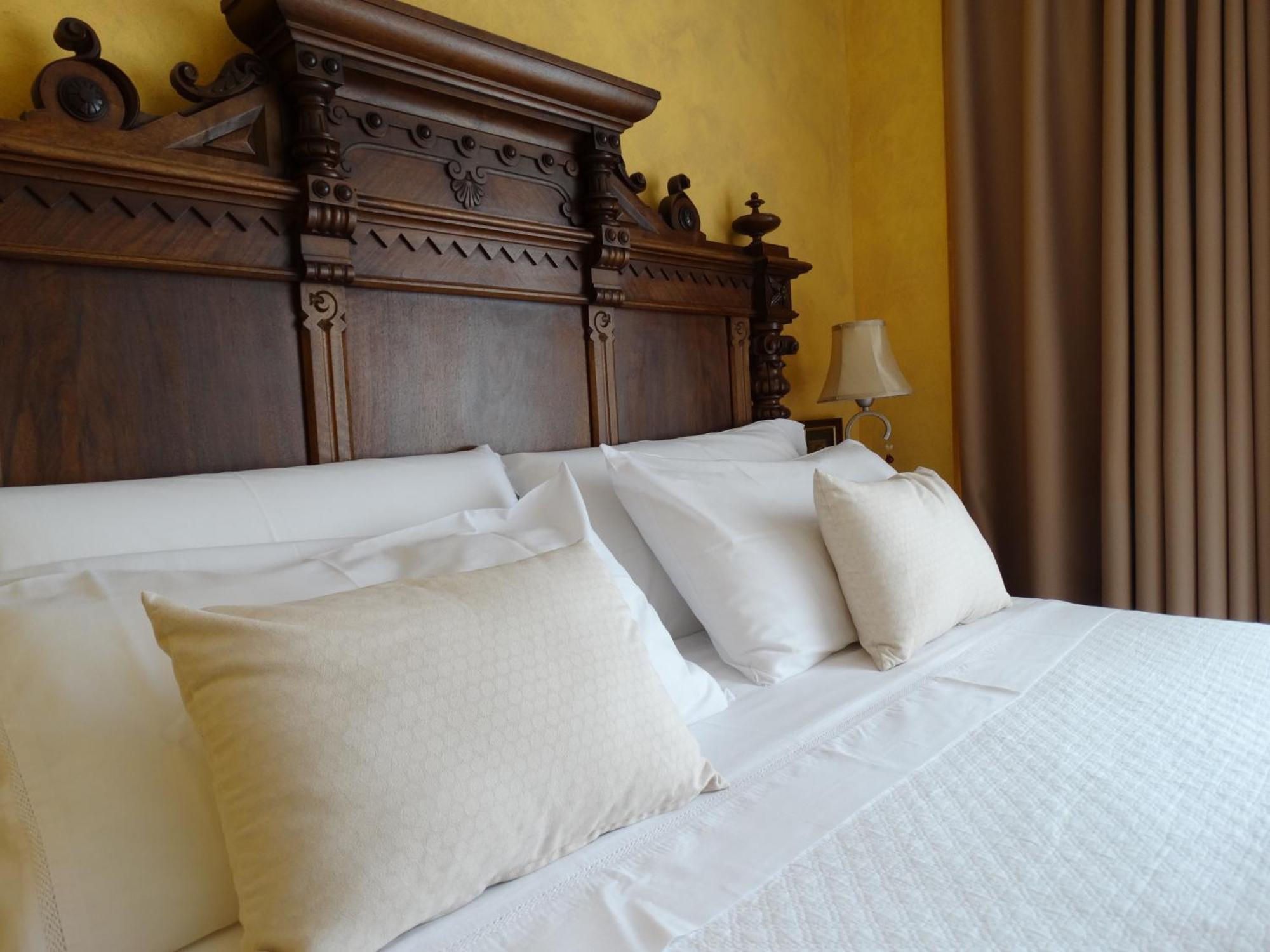 El Corral Del Acebo Guest House Nueva De Llanes Room photo